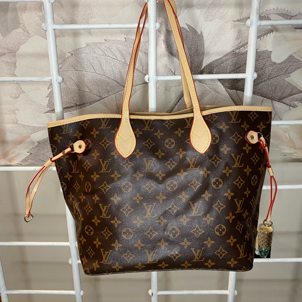 Coated canvas fashion tote